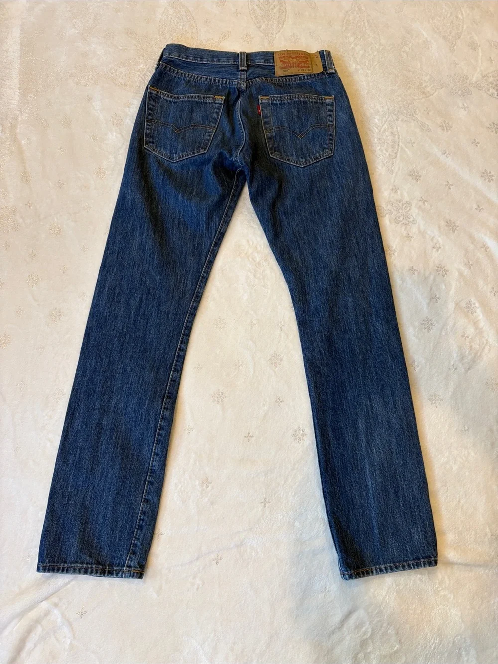 Classic 501 Levi's Men's Straight Jeans - Deep Blue Denim 100% Cotton    28X32
